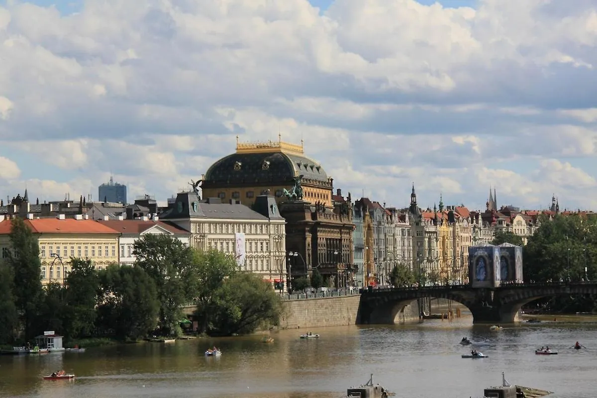 New Large Apartment, Free Parking! Praga Apartament