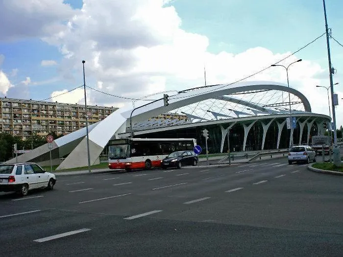 New Large Apartment, Free Parking! Praga Apartament